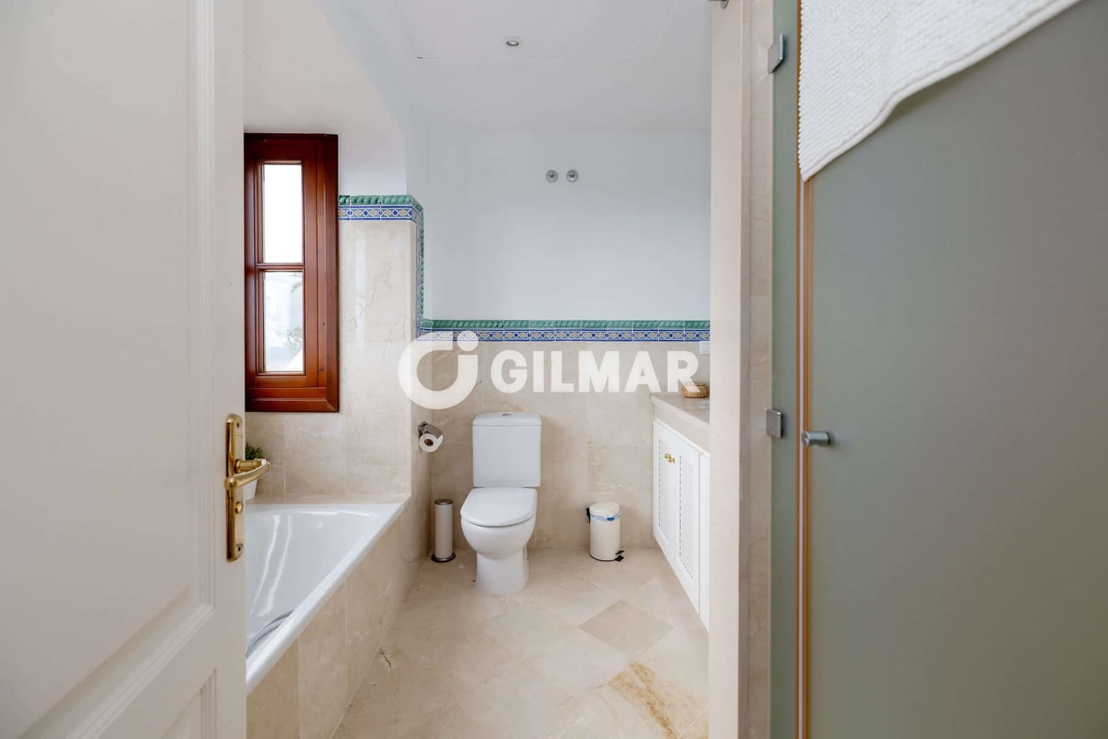 3 bedroom Terraced Villa for sale in Benahavis with pool garage - € 625,000 (Ref: 9205957)