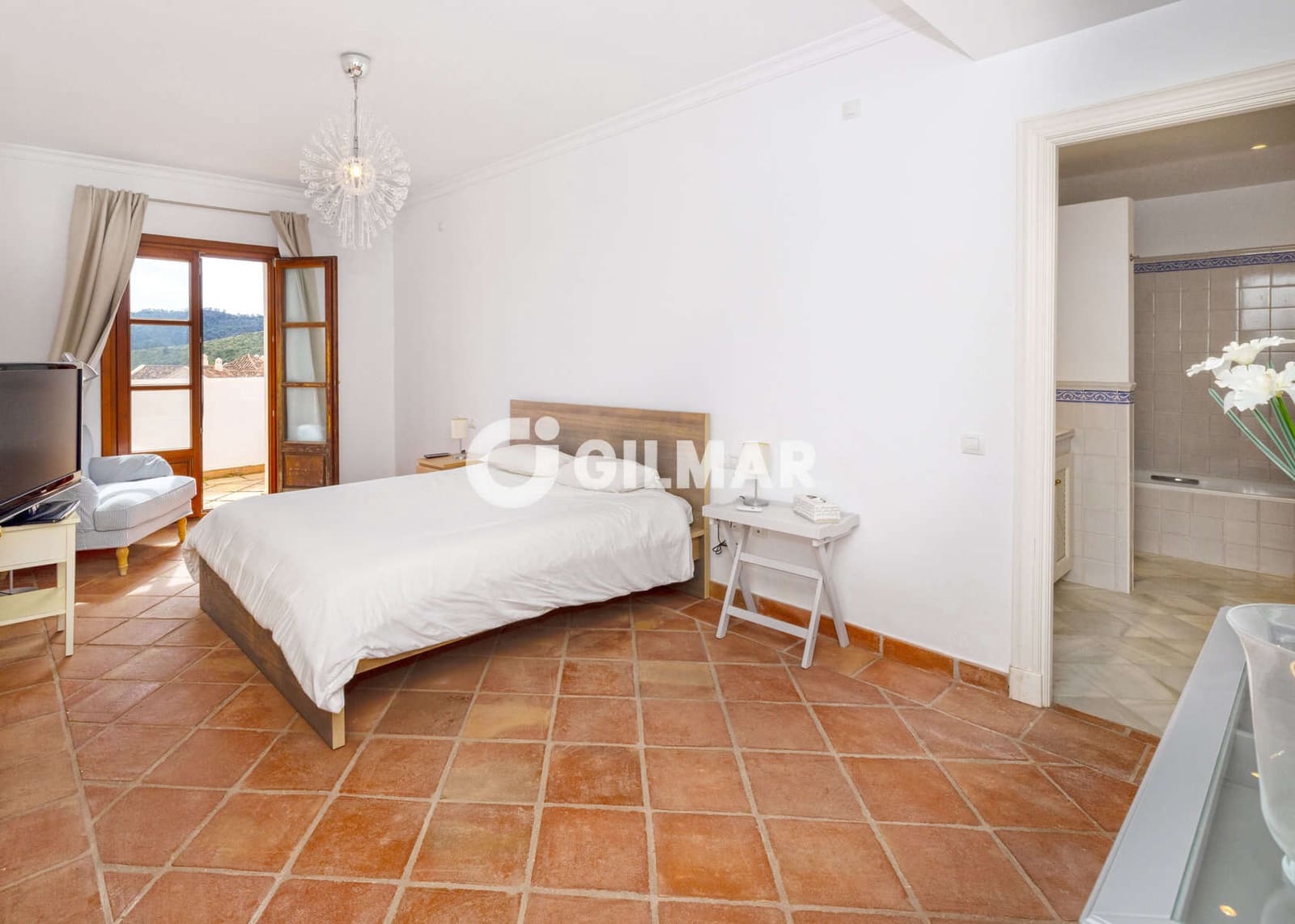3 bedroom Terraced Villa for sale in Benahavis with pool garage - € 625,000 (Ref: 9205957)
