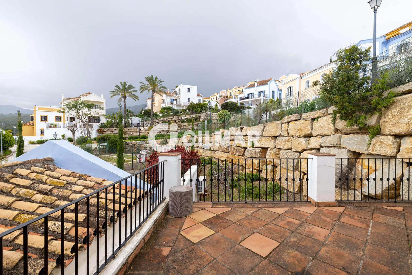 3 bedroom Terraced Villa for sale in Benahavis with pool garage - € 625,000 (Ref: 9205957)
