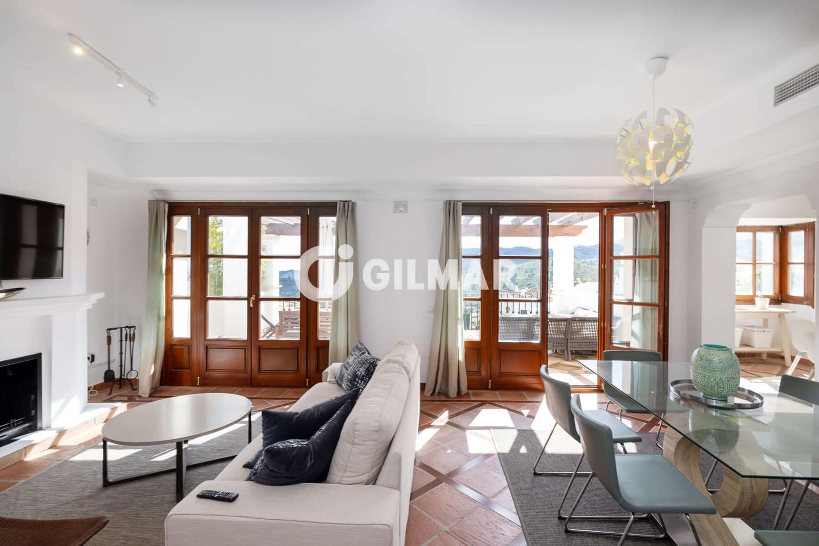 3 bedroom Terraced Villa for sale in Benahavis with pool garage - € 625,000 (Ref: 9205957)