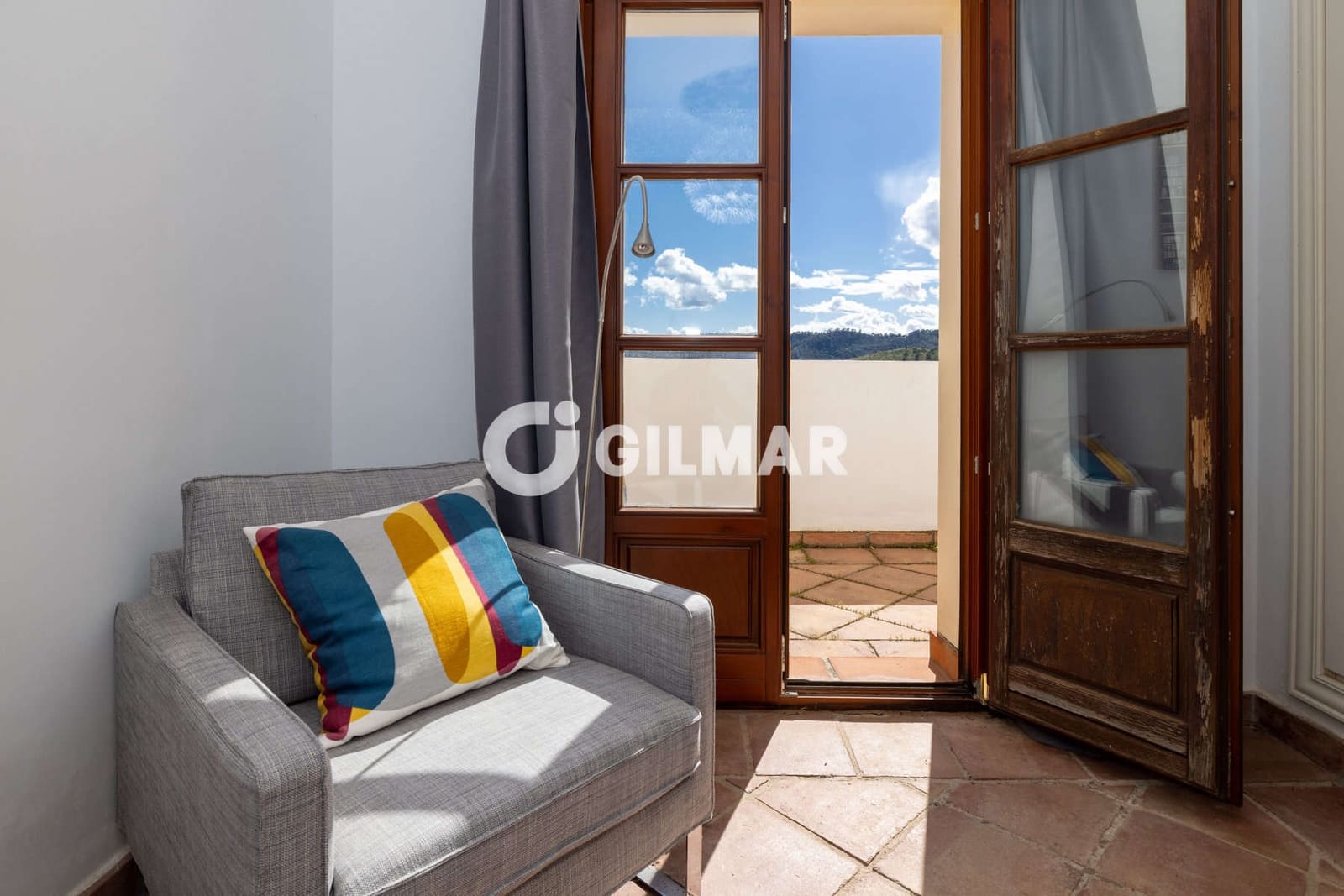 3 bedroom Terraced Villa for sale in Benahavis with pool garage - € 625,000 (Ref: 9205957)