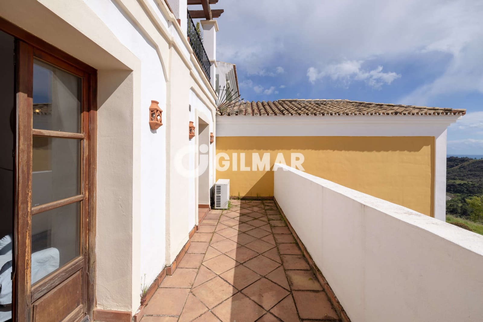 3 bedroom Terraced Villa for sale in Benahavis with pool garage - € 625,000 (Ref: 9205957)