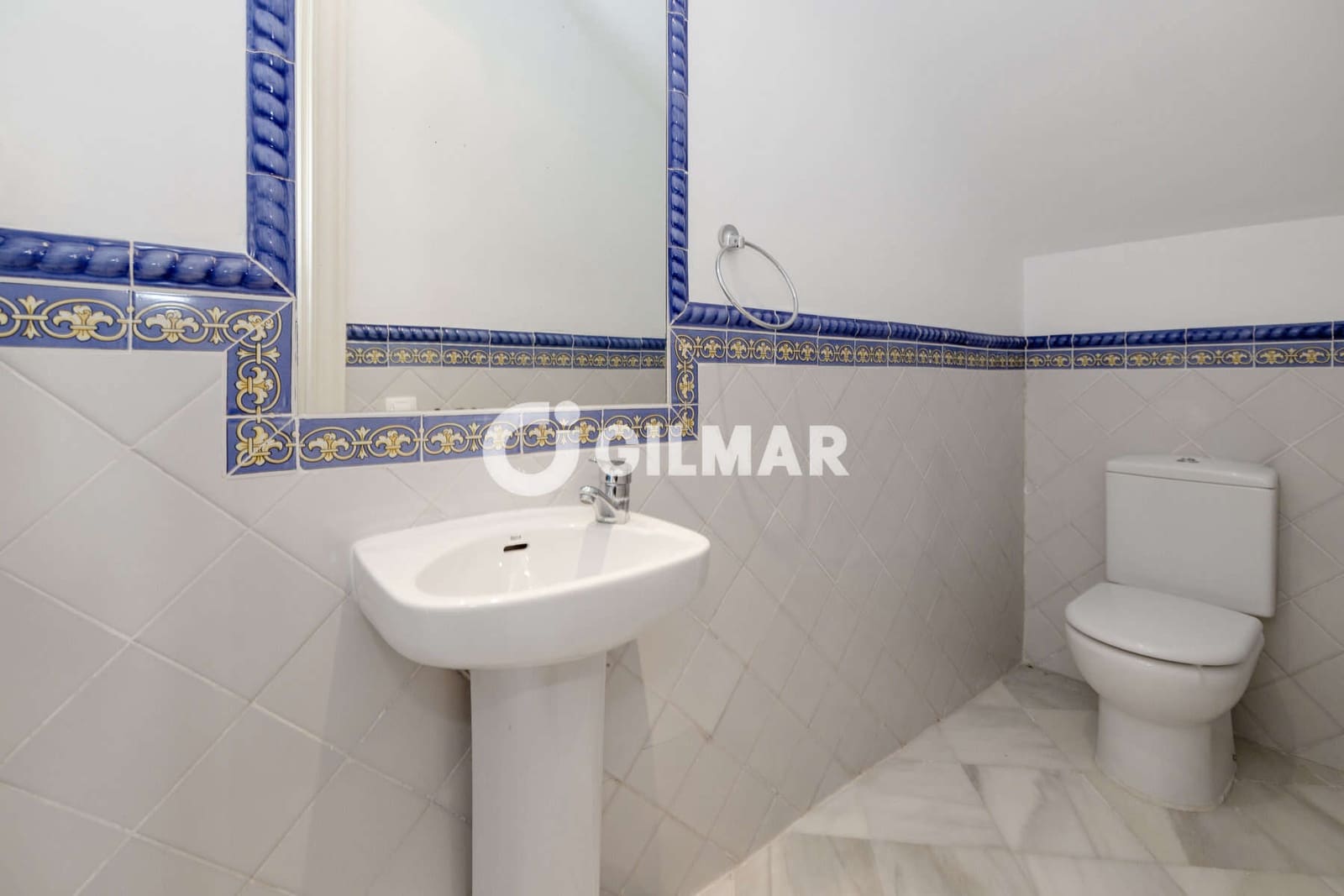 3 bedroom Terraced Villa for sale in Benahavis with pool garage - € 625,000 (Ref: 9205957)