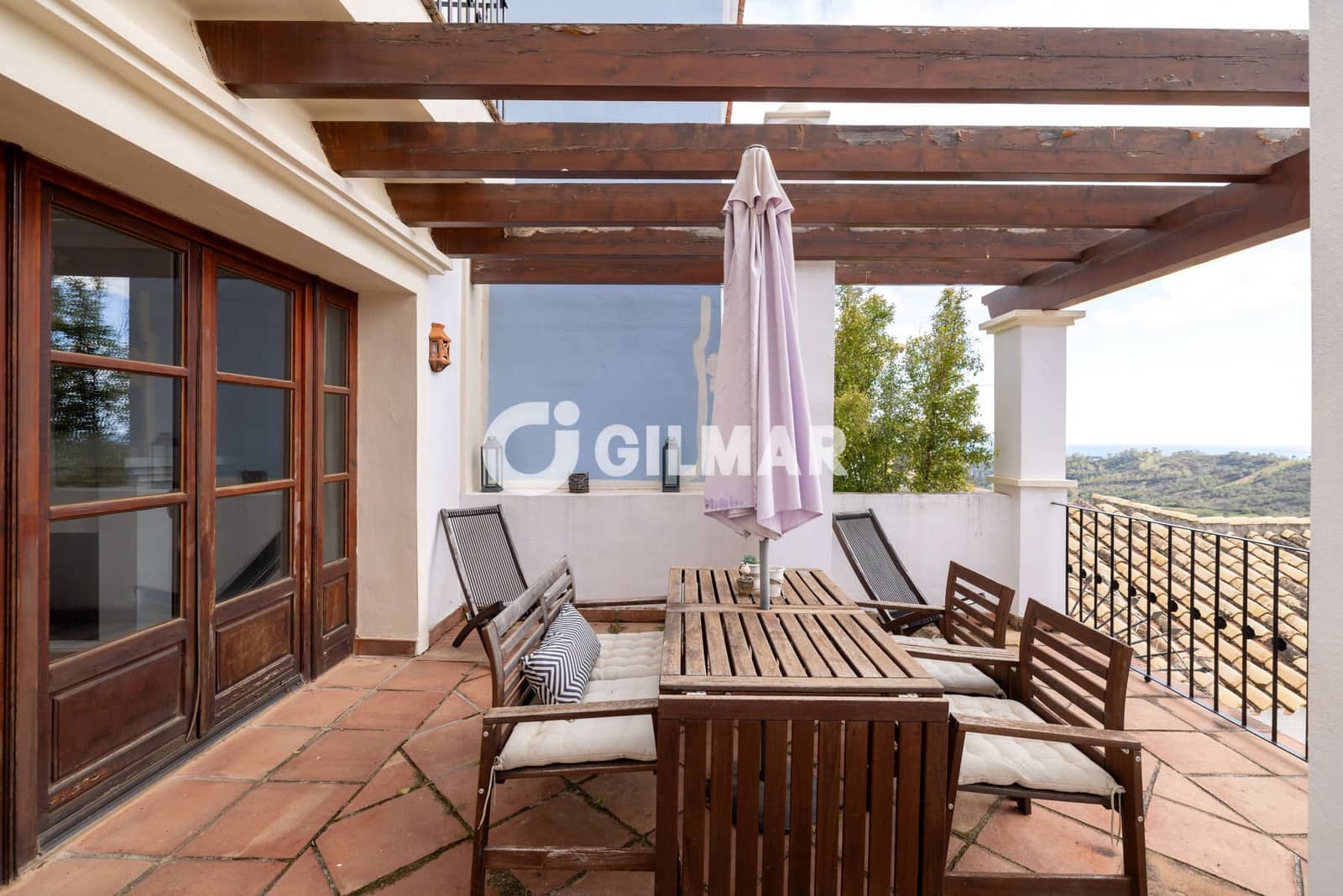 3 bedroom Terraced Villa for sale in Benahavis with pool garage - € 625,000 (Ref: 9205957)