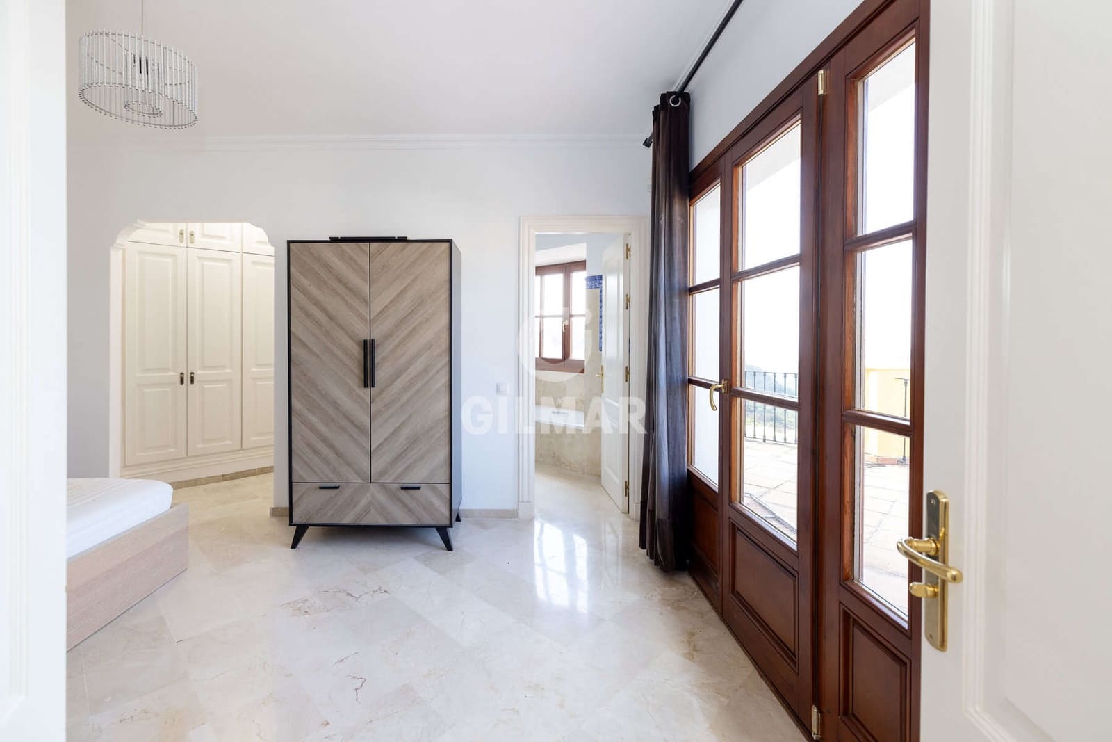 2 soveværelse Rækkehus til salg i Benahavis med swimmingpool - € 595.000 (Ref: 9205958)