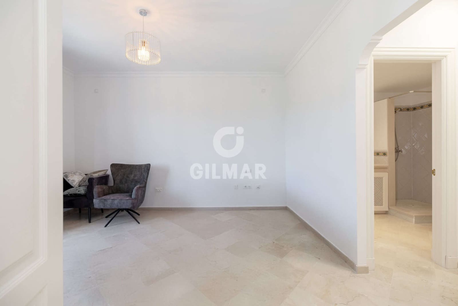 2 soveværelse Rækkehus til salg i Benahavis med swimmingpool - € 595.000 (Ref: 9205958)