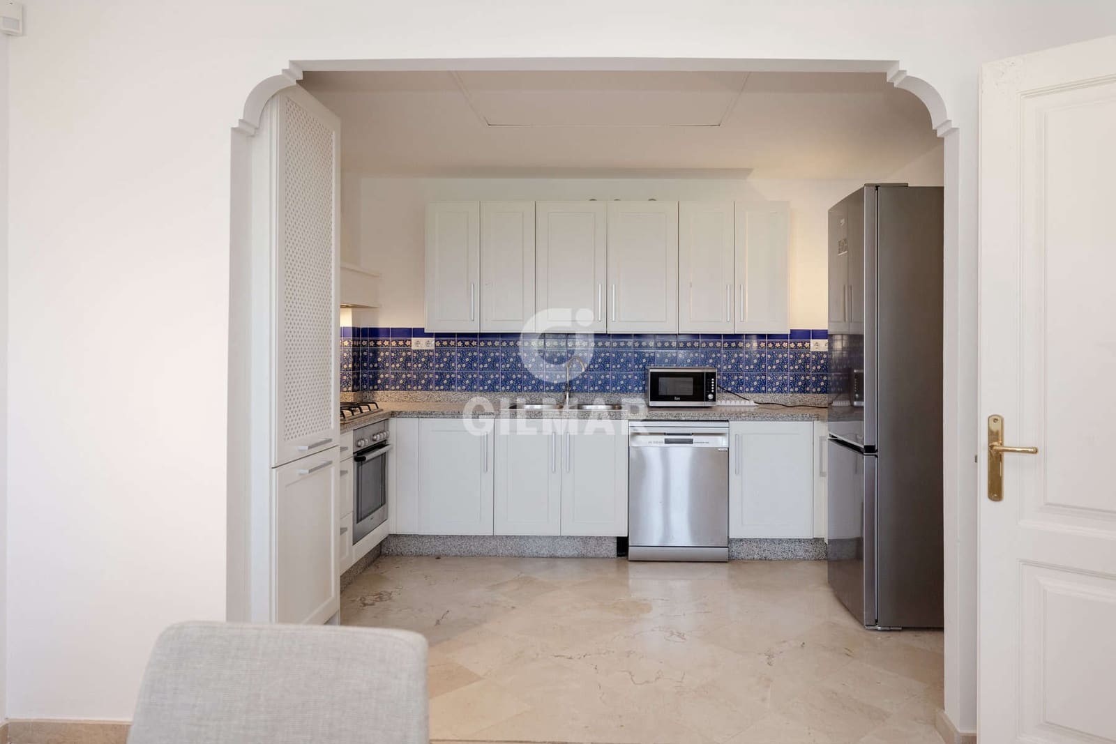 2 soveværelse Rækkehus til salg i Benahavis med swimmingpool - € 595.000 (Ref: 9205958)