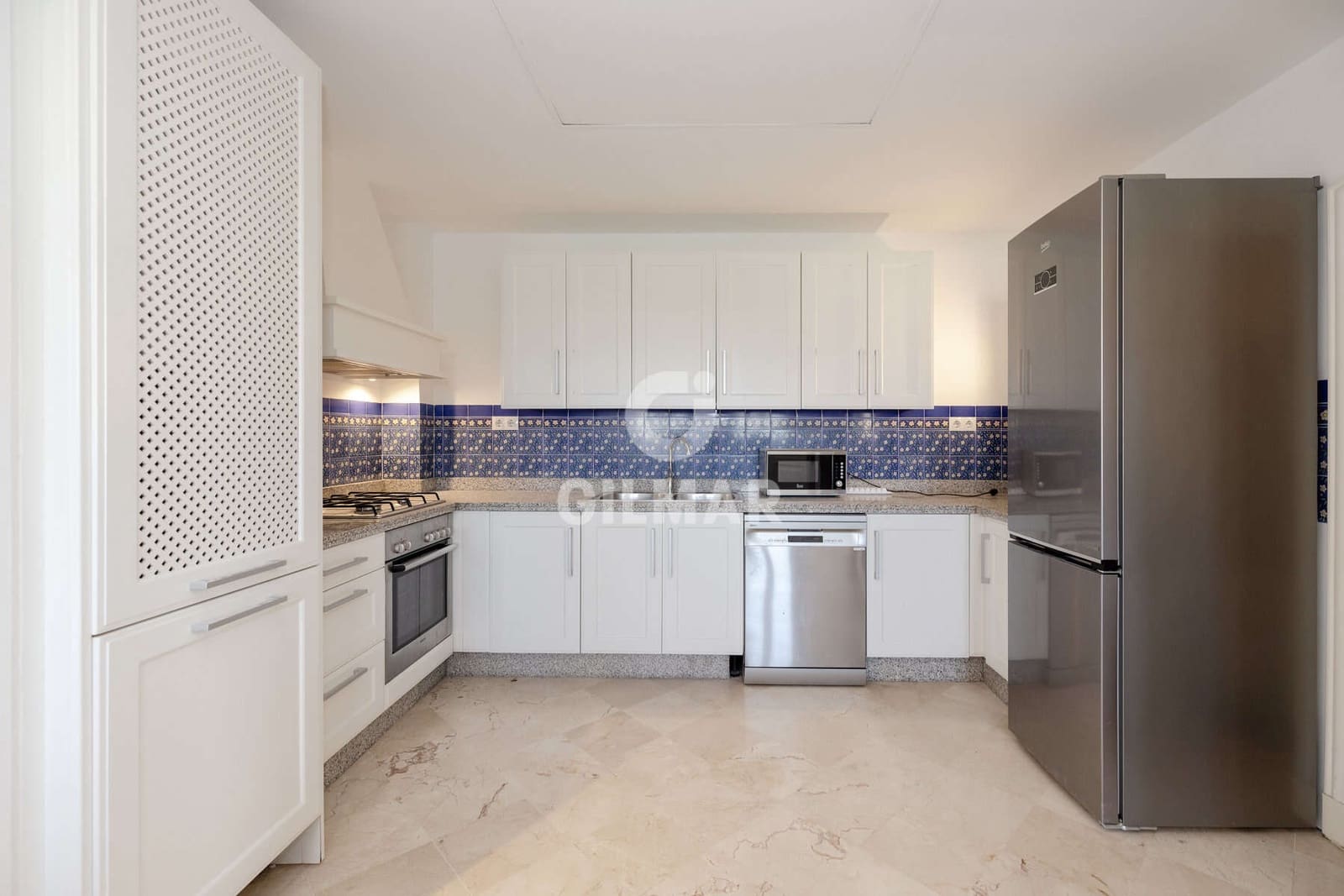 2 soveværelse Rækkehus til salg i Benahavis med swimmingpool - € 595.000 (Ref: 9205958)