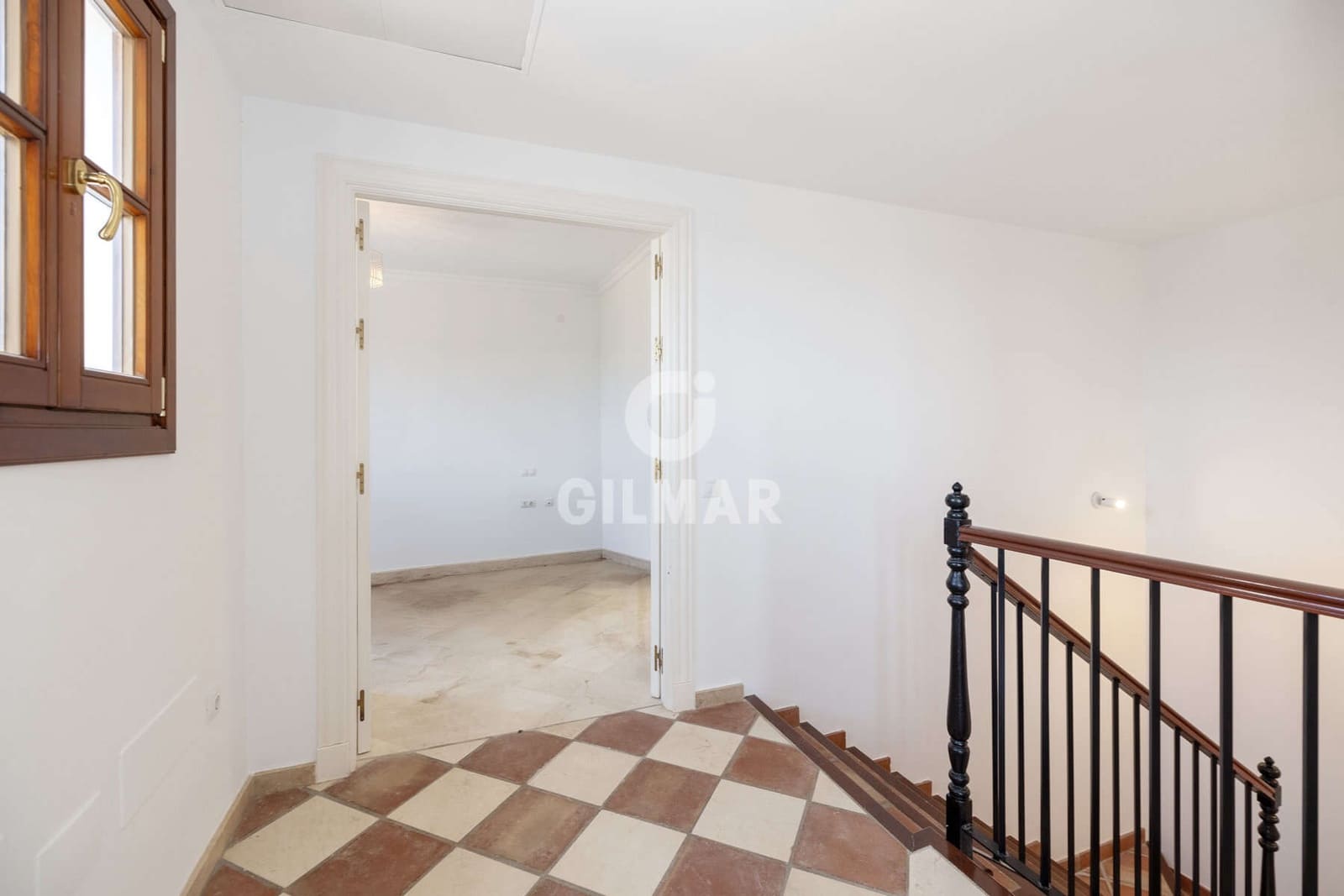 2 soveværelse Rækkehus til salg i Benahavis med swimmingpool - € 595.000 (Ref: 9205958)