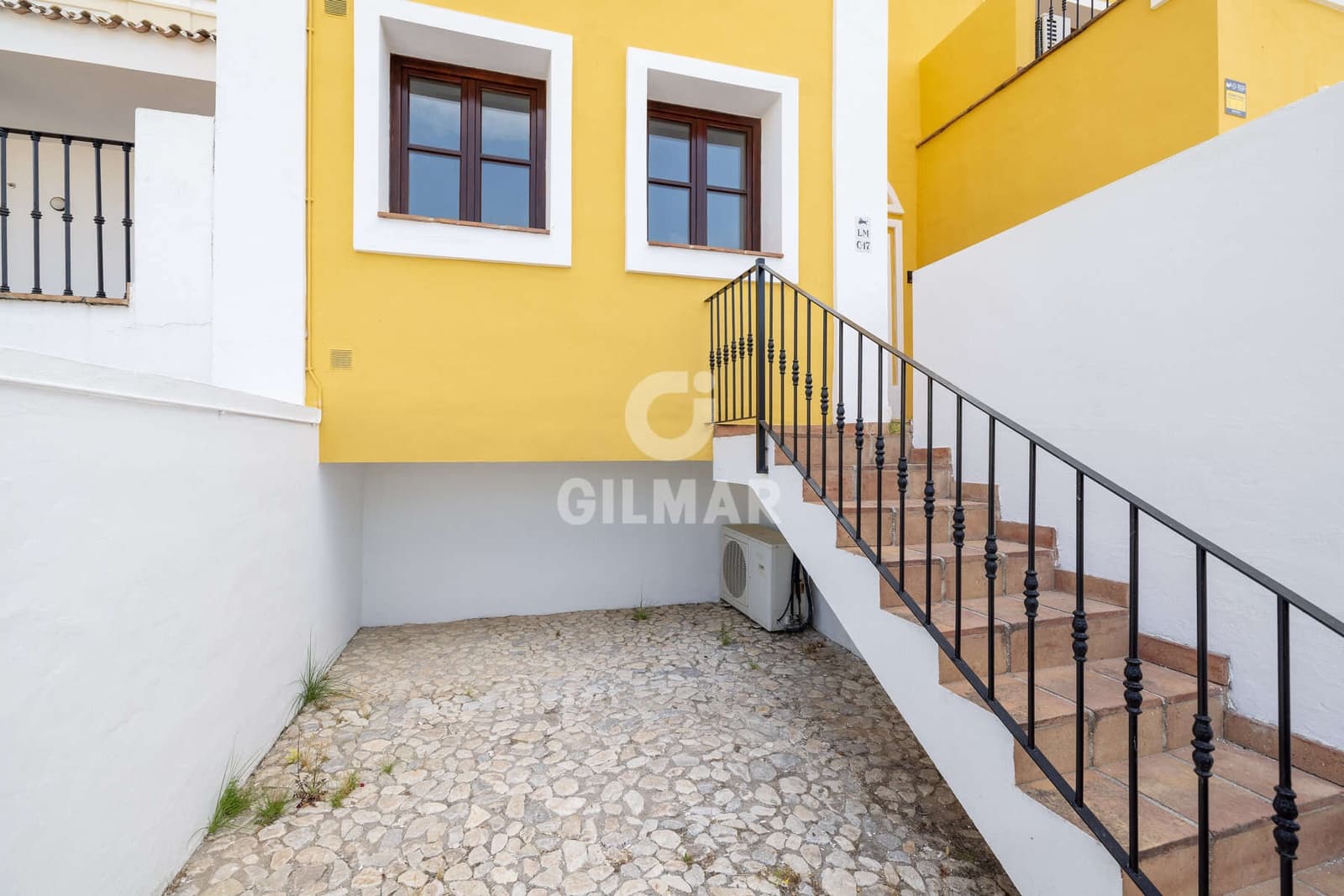 2 soveværelse Rækkehus til salg i Benahavis med swimmingpool - € 595.000 (Ref: 9205958)