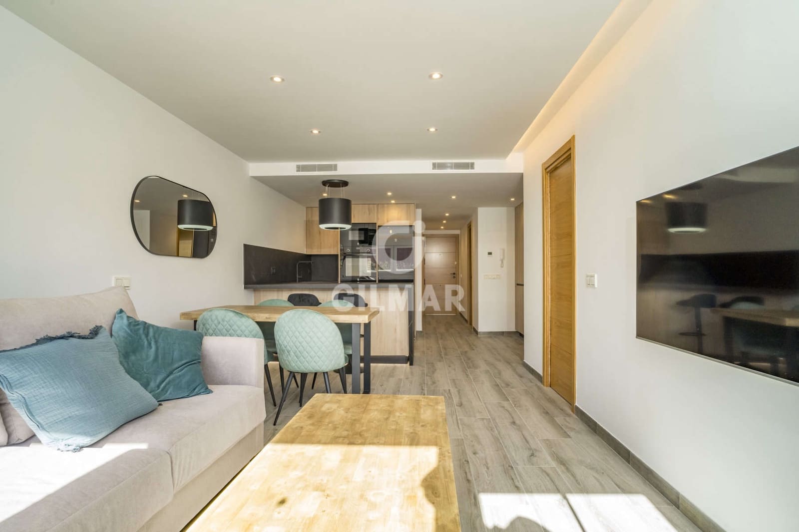 3 bedroom Flat for sale in Estepona with pool - € 405,000 (Ref: 9205960)