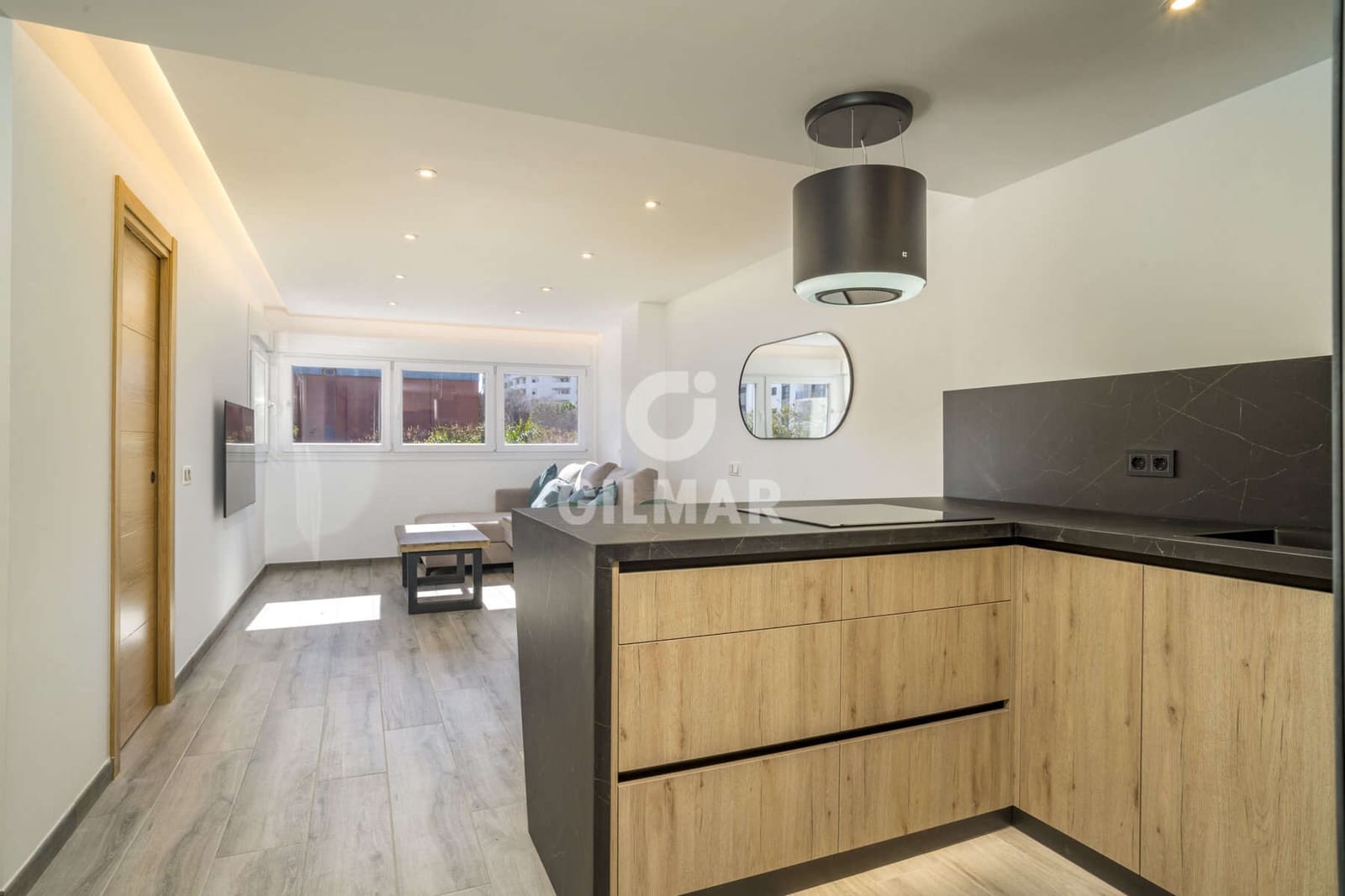 3 bedroom Flat for sale in Estepona with pool - € 405,000 (Ref: 9205960)