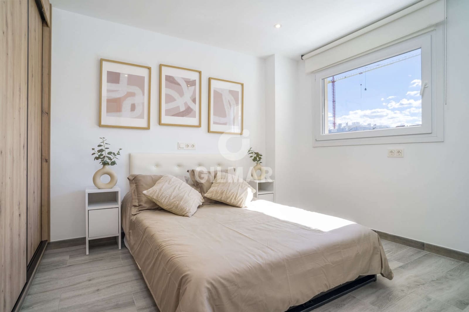 3 bedroom Flat for sale in Estepona with pool - € 405,000 (Ref: 9205960)