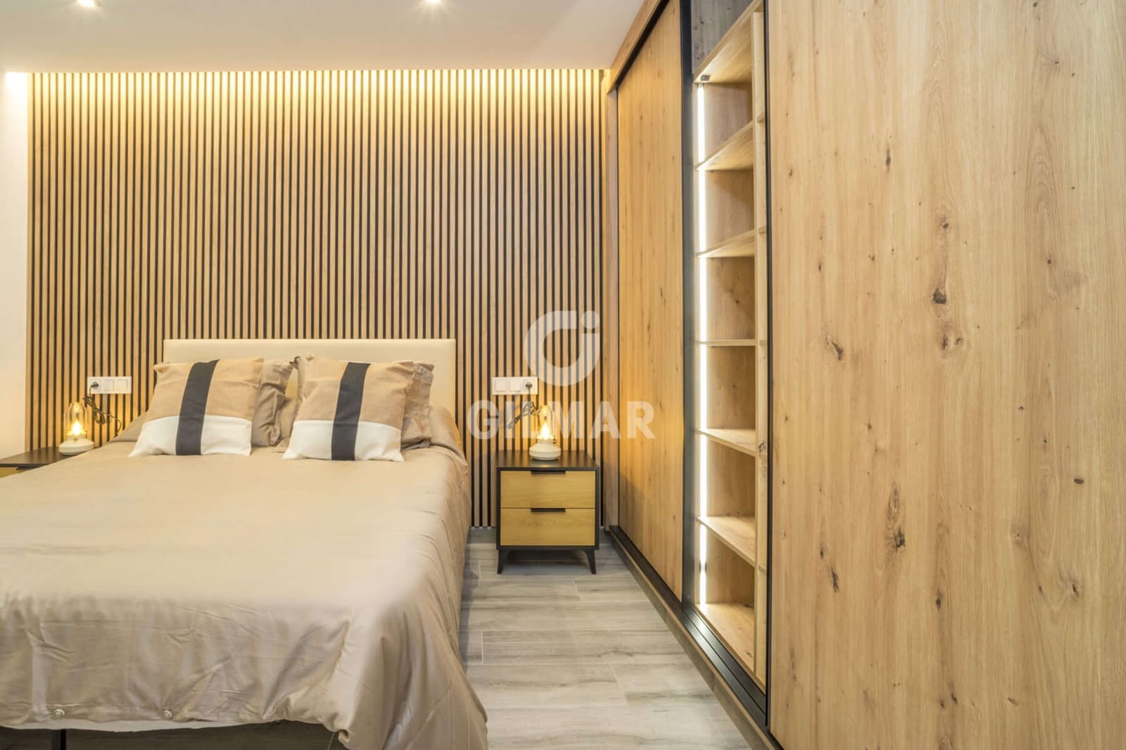 3 bedroom Flat for sale in Estepona with pool - € 405,000 (Ref: 9205960)