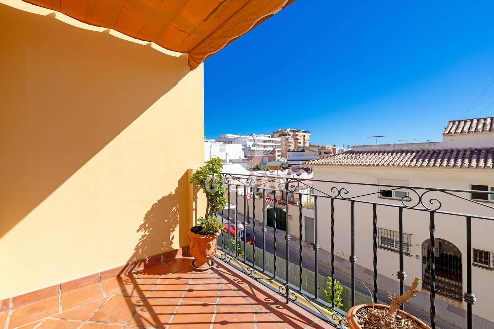 4 soveværelse Semi-Rækkehus til salg i Estepona - € 540.000 (Ref: 9205961)