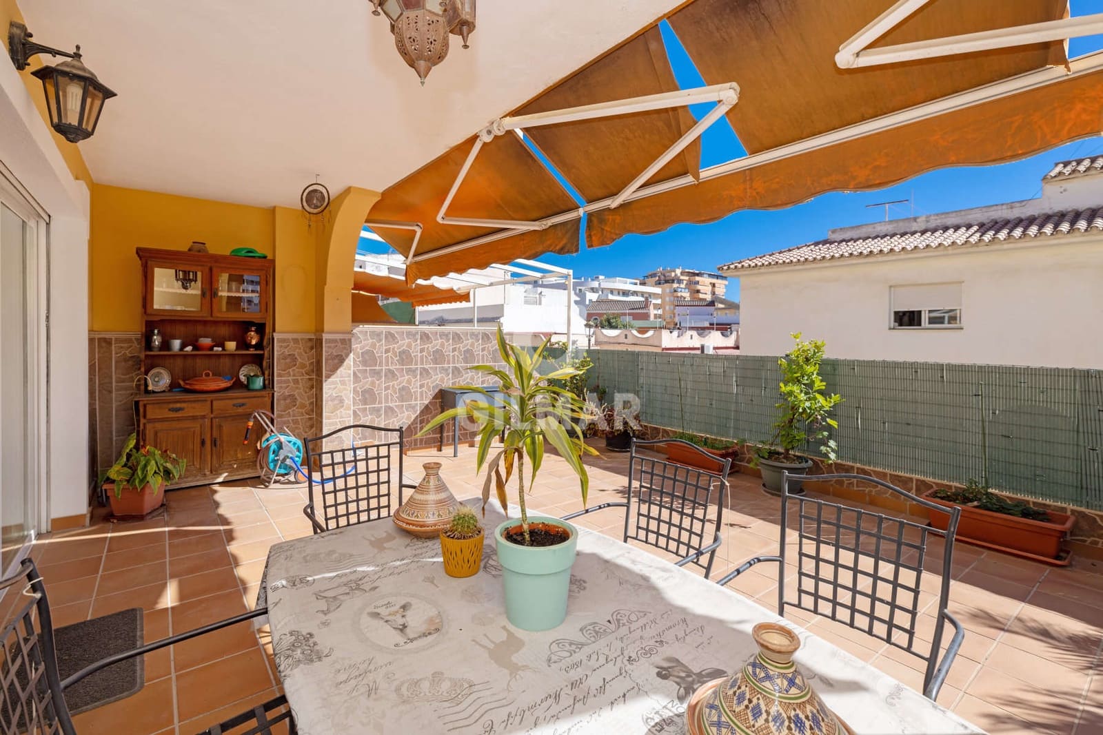 4 soveværelse Semi-Rækkehus til salg i Estepona - € 540.000 (Ref: 9205961)