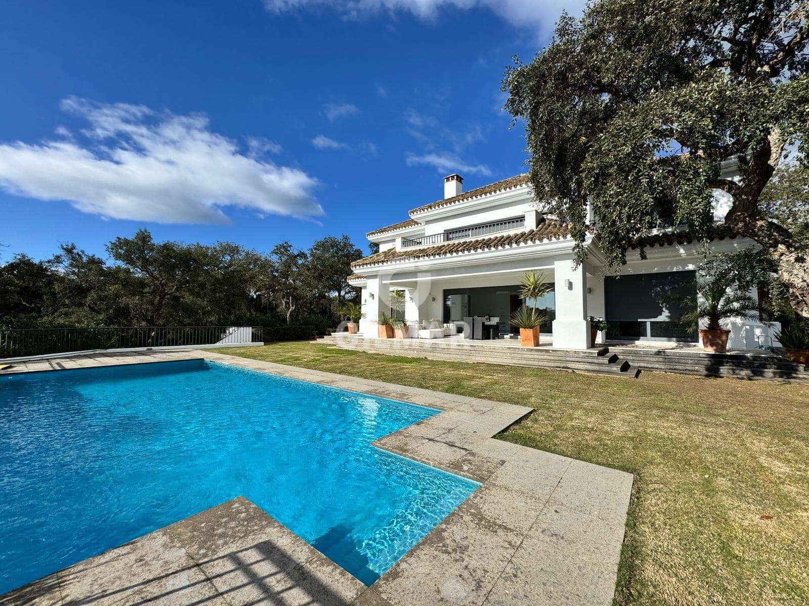 5 soveværelse Villa til salg i Sotogrande med swimmingpool - € 2.500.000 (Ref: 9205964)