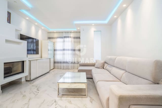 3 soveværelse Rækkehus til salg i Centro, Estepona med garage - € 1.400.000 (Ref: 9205966)