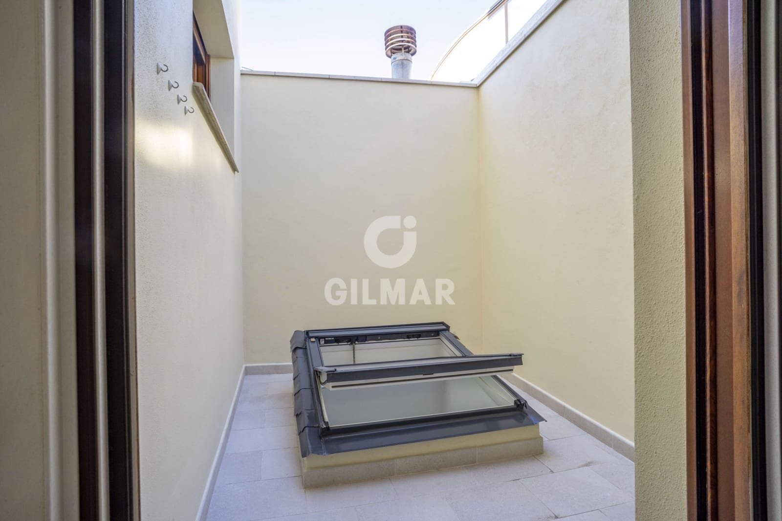 3 soveværelse Rækkehus til salg i Estepona med garage - € 1.400.000 (Ref: 9205966)