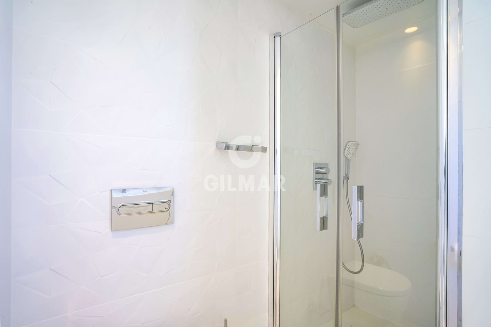 3 soveværelse Rækkehus til salg i Estepona med garage - € 1.400.000 (Ref: 9205966)