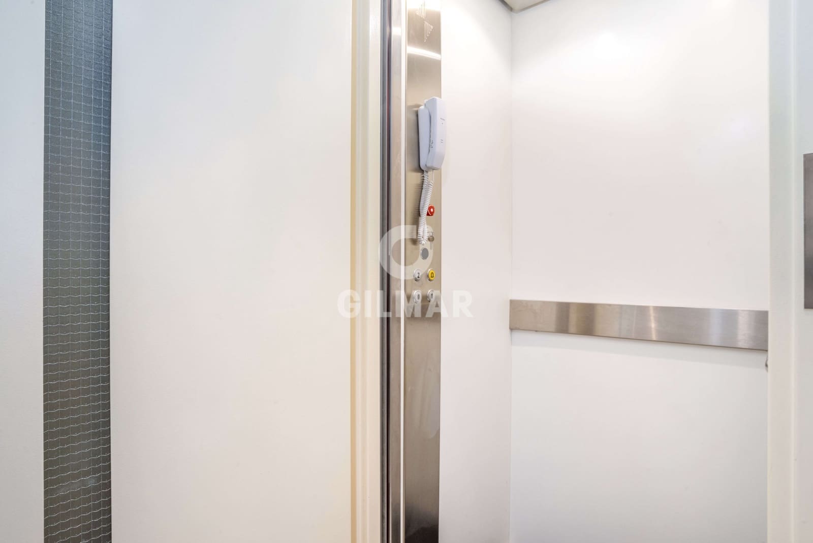 3 soveværelse Rækkehus til salg i Estepona med garage - € 1.400.000 (Ref: 9205966)