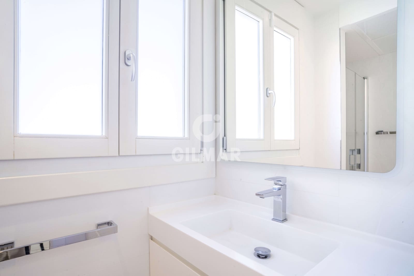 3 soveværelse Rækkehus til salg i Estepona med garage - € 1.400.000 (Ref: 9205966)