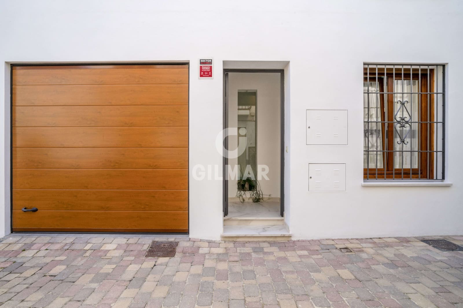 3 soveværelse Rækkehus til salg i Estepona med garage - € 1.400.000 (Ref: 9205966)