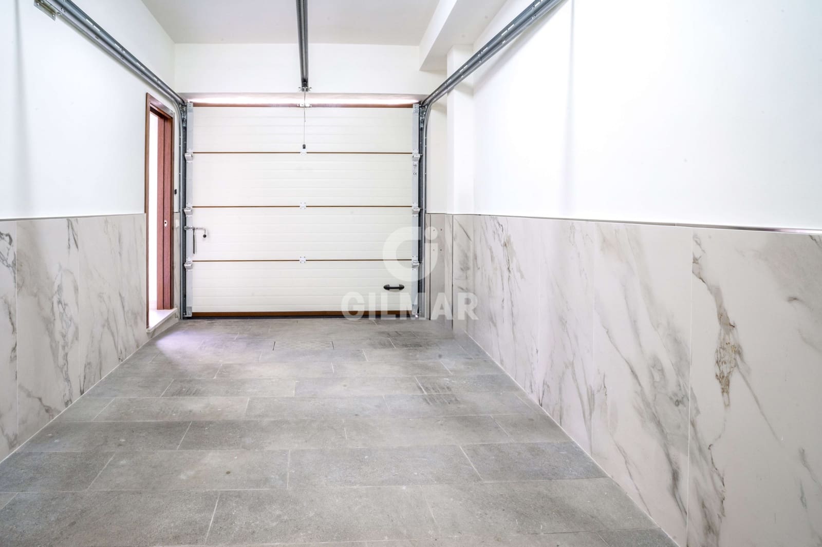 3 soveværelse Rækkehus til salg i Estepona med garage - € 1.400.000 (Ref: 9205966)