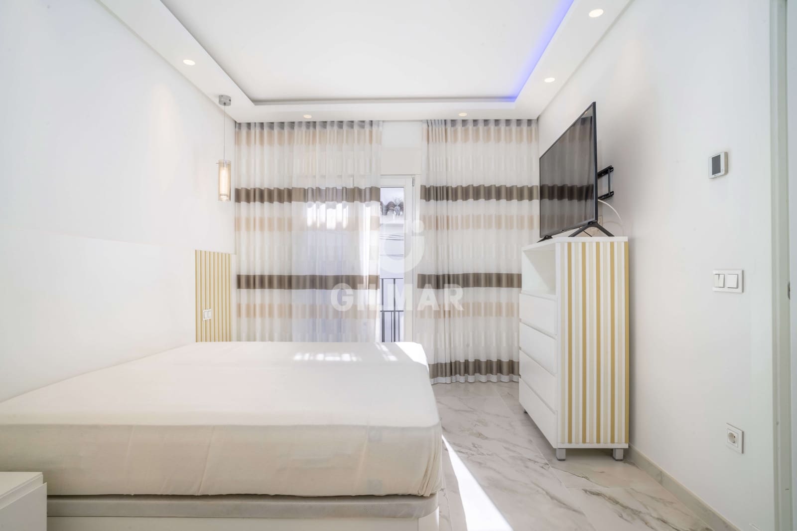 3 soveværelse Rækkehus til salg i Estepona med garage - € 1.400.000 (Ref: 9205966)