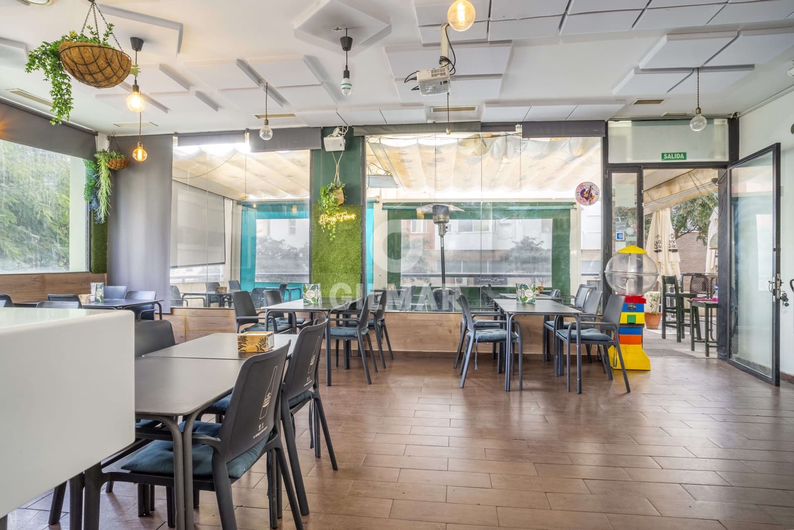 Erhverv til salg i Estepona - € 289.000 (Ref: 9205971)