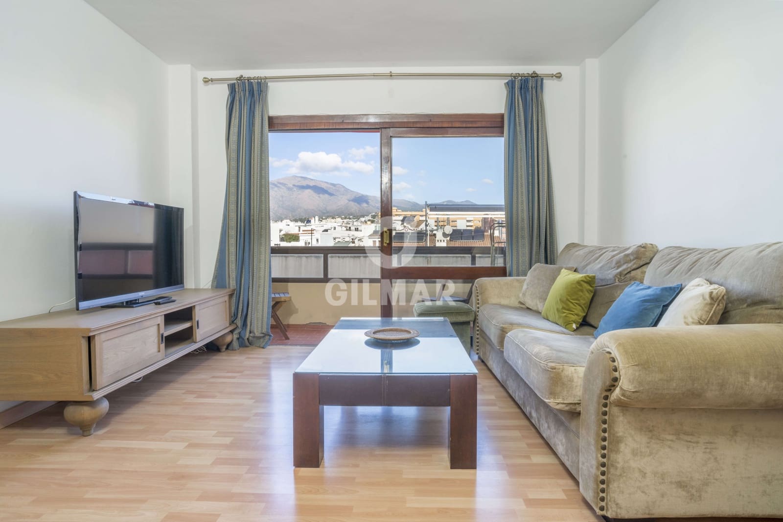 3 slaapkamer Flat te koop in Estepona - € 425.000 (Ref: 9205973)