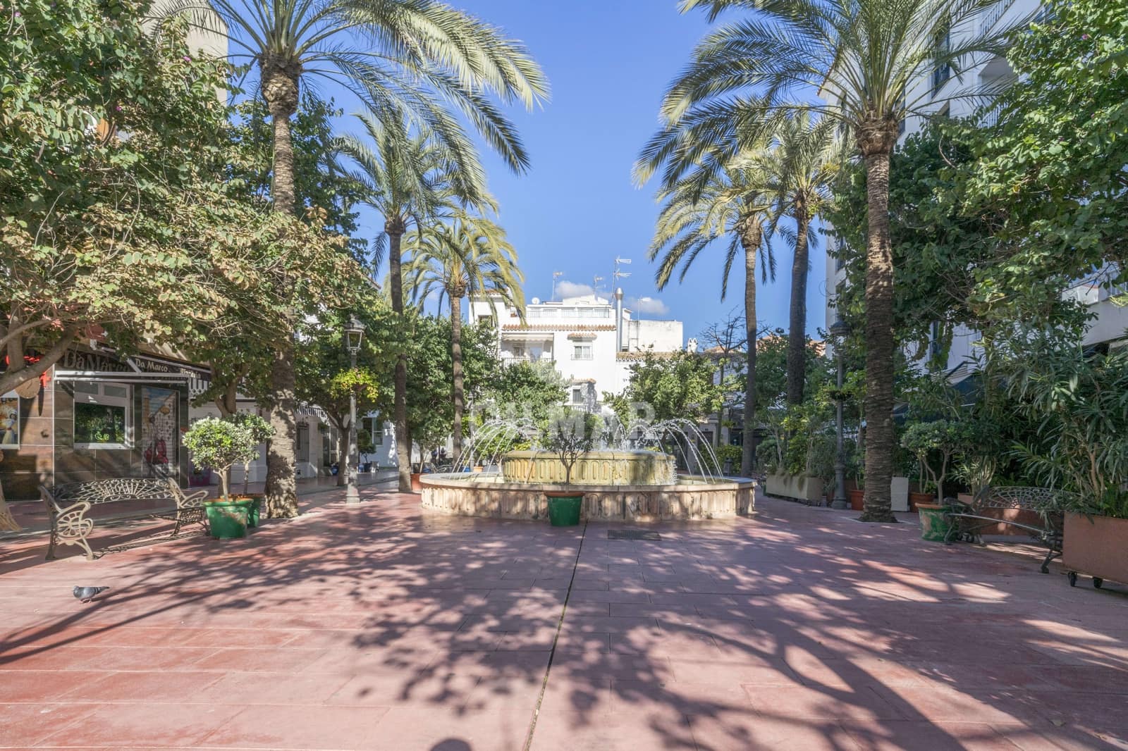 3 slaapkamer Flat te koop in Estepona - € 425.000 (Ref: 9205973)