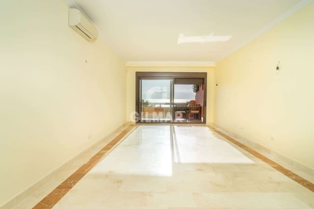 2 makuuhuone Kattohuoneisto myytävänä paikassa Buenas Noches, Estepona mukana uima-altaan 
autotalli - 475 000 € (Ref: 9205974)