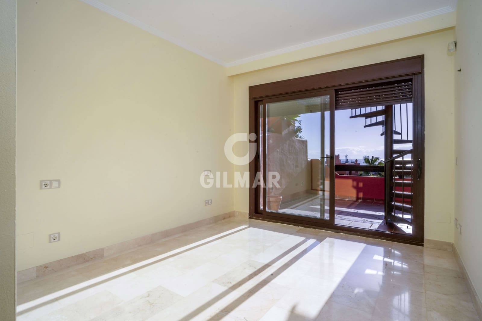 2 soverom Penthouse til salgs i Buenas Noches med svømmebasseng garasje - € 475 000 (Ref: 9205974)