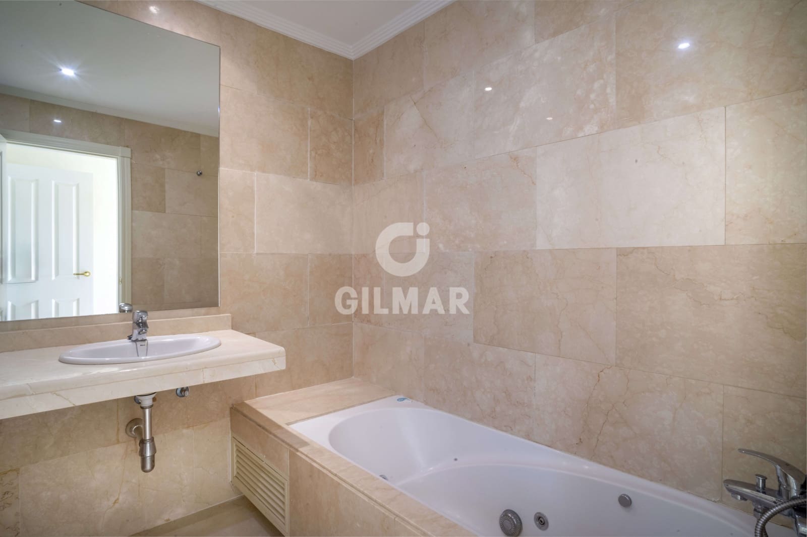 2 soverom Penthouse til salgs i Buenas Noches med svømmebasseng garasje - € 475 000 (Ref: 9205974)