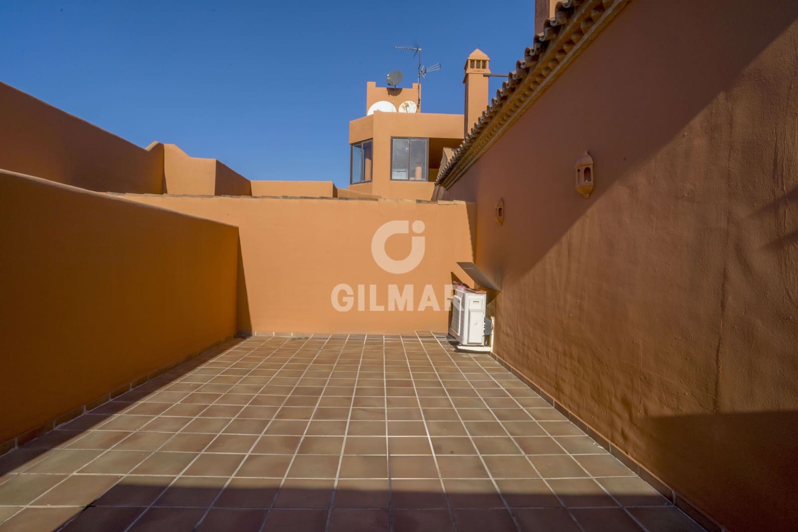 2 soverom Penthouse til salgs i Buenas Noches med svømmebasseng garasje - € 475 000 (Ref: 9205974)