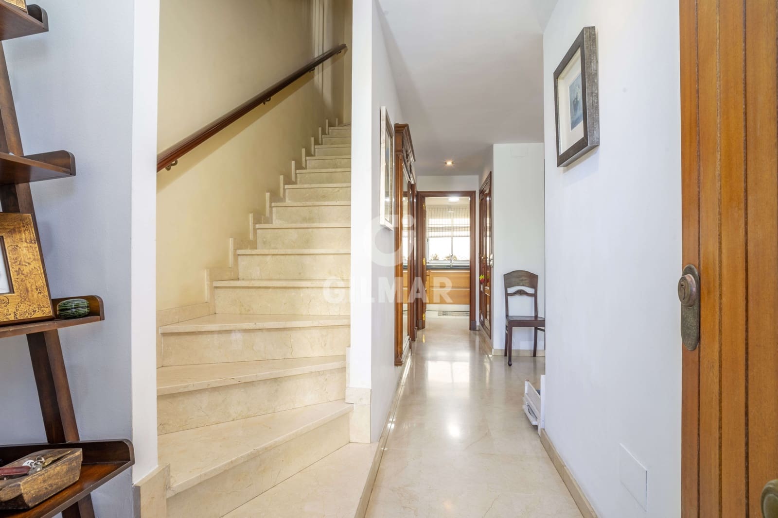 4 soverom Kjedet enebolig til salgs i Estepona med garasje - € 650 000 (Ref: 9205975)