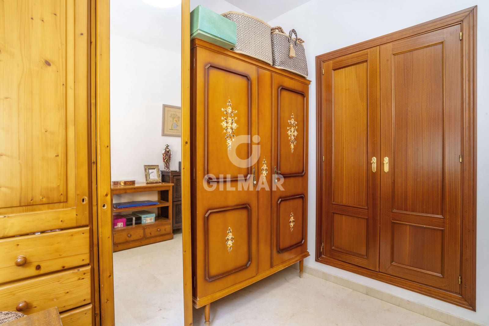 4 soverom Kjedet enebolig til salgs i Estepona med garasje - € 650 000 (Ref: 9205975)