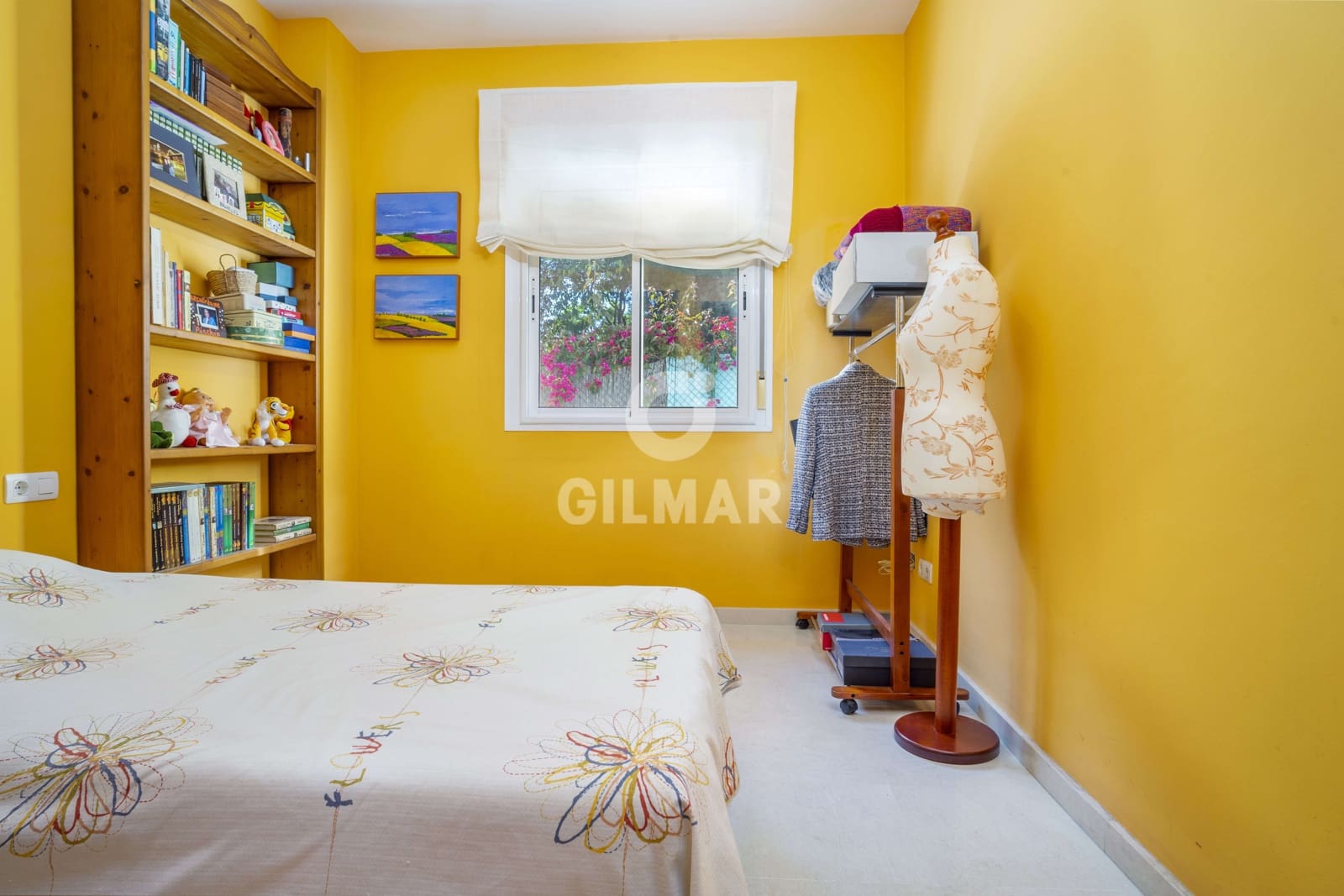 4 soverom Kjedet enebolig til salgs i Estepona med garasje - € 650 000 (Ref: 9205975)