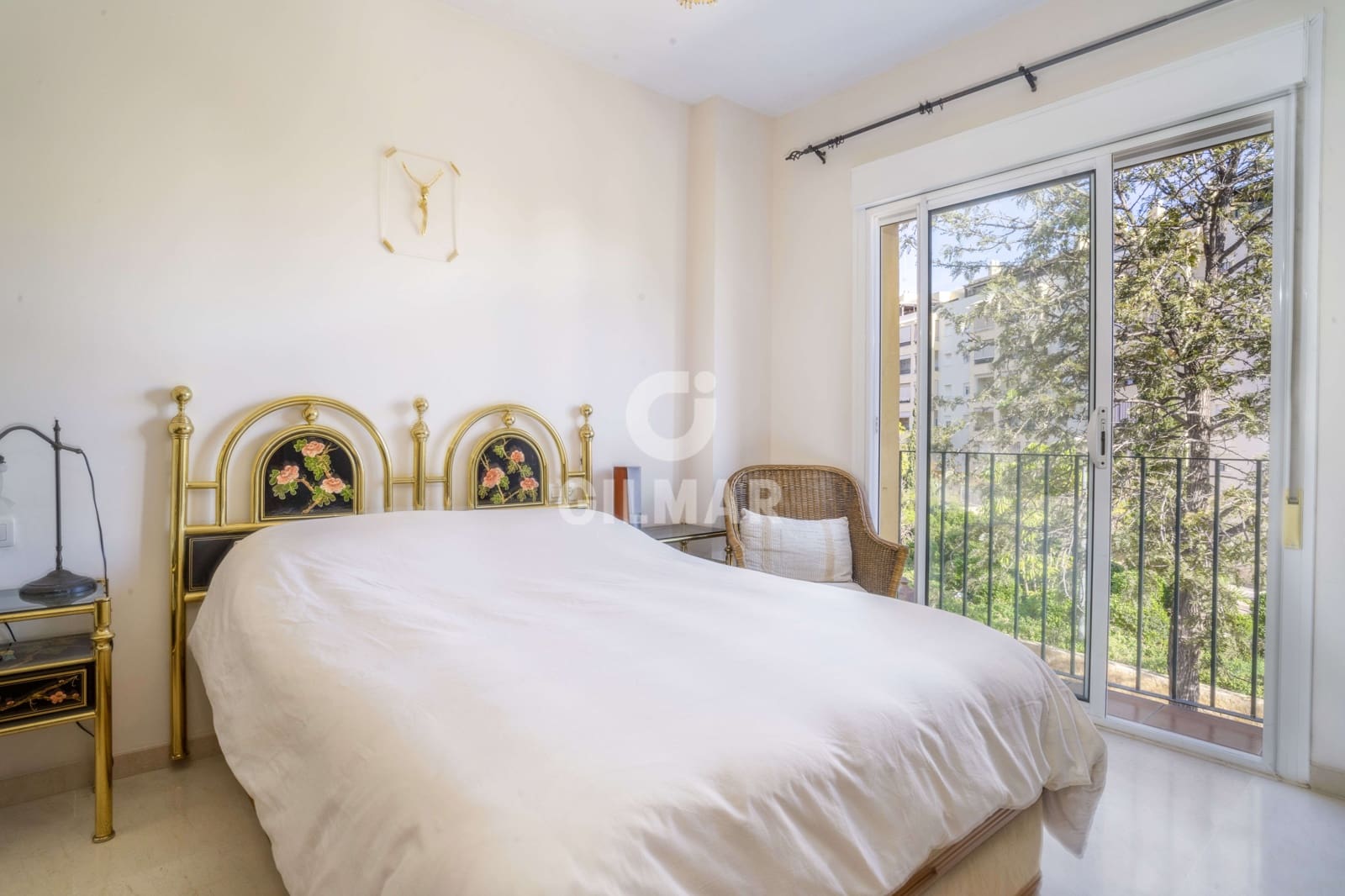 4 soverom Kjedet enebolig til salgs i Estepona med garasje - € 650 000 (Ref: 9205975)