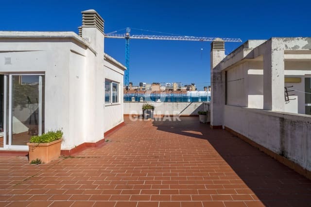 3 makuuhuone Kattohuoneisto myytävänä paikassa Puerto de Estepona, Estepona mukana 
autotalli - 565 000 € (Ref: 9205976)