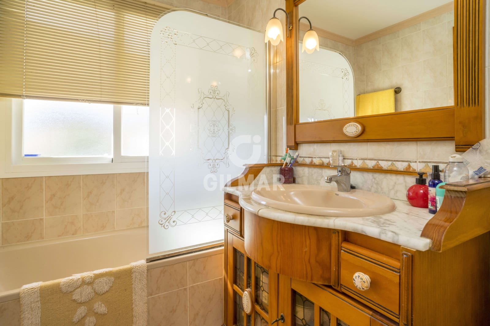 3 sypialnia Penthouse na sprzedaż w Estepona z garażem - 565 000 € (Ref: 9205976)