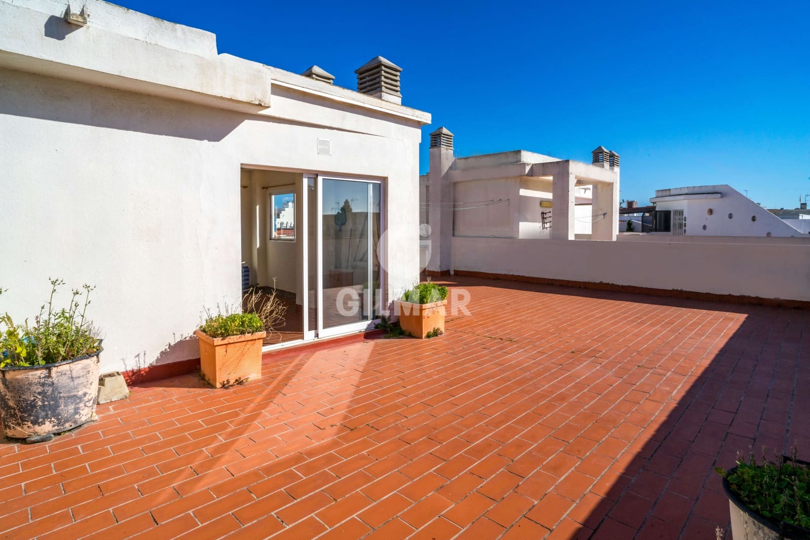 3 sypialnia Penthouse na sprzedaż w Estepona z garażem - 565 000 € (Ref: 9205976)