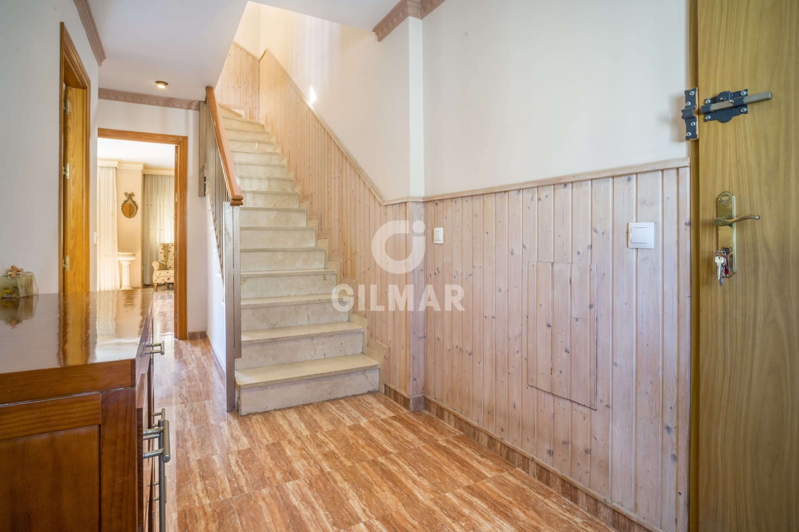 3 sypialnia Penthouse na sprzedaż w Estepona z garażem - 565 000 € (Ref: 9205976)