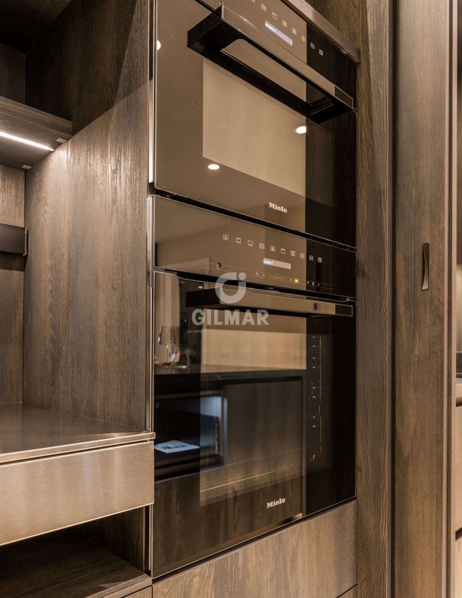 3 camera da letto Appartamento in vendita in New Golden Mile con piscina garage - 1.825.000 € (Rif: 9205977)