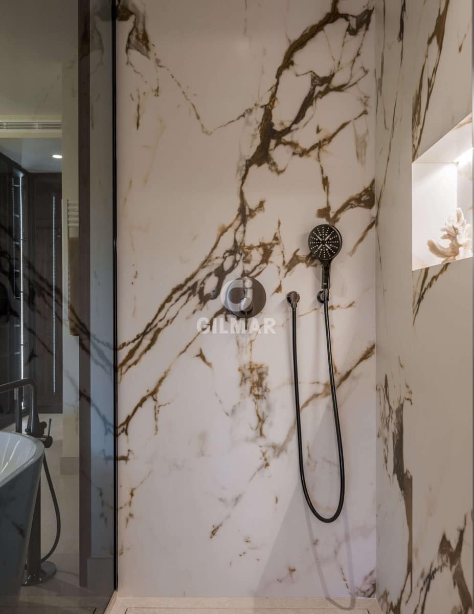 3 camera da letto Appartamento in vendita in New Golden Mile con piscina garage - 1.825.000 € (Rif: 9205977)