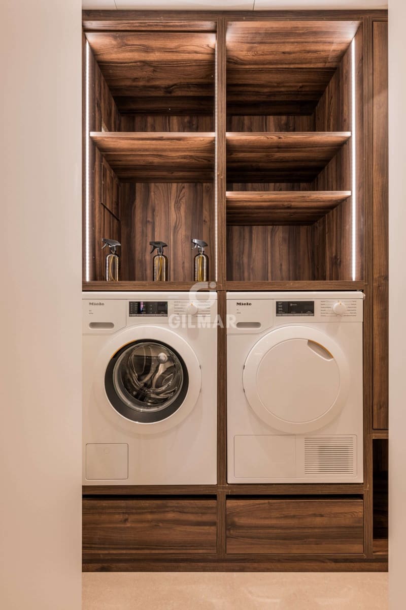 3 camera da letto Appartamento in vendita in New Golden Mile con piscina garage - 1.825.000 € (Rif: 9205977)