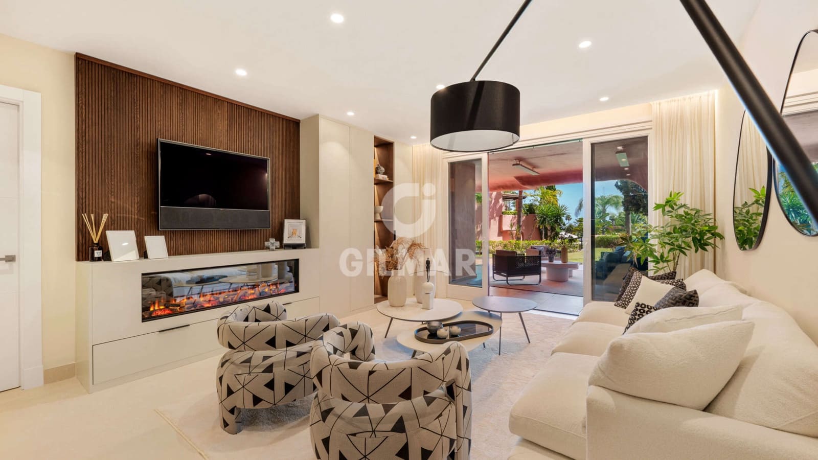 3 camera da letto Appartamento in vendita in New Golden Mile con piscina garage - 1.825.000 € (Rif: 9205977)