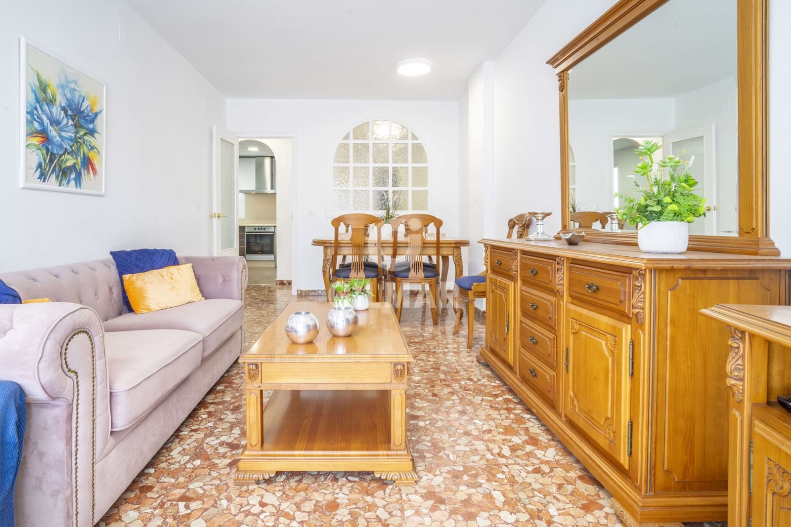 Piso de 3 habitaciones en Estepona en venta - 450.000 € (Ref: 9205981)