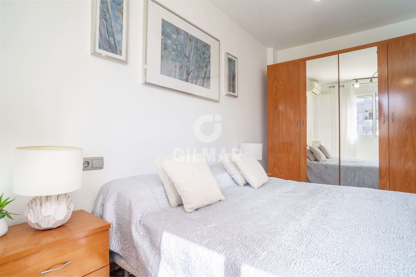 Piso de 3 habitaciones en Estepona en venta - 450.000 € (Ref: 9205981)